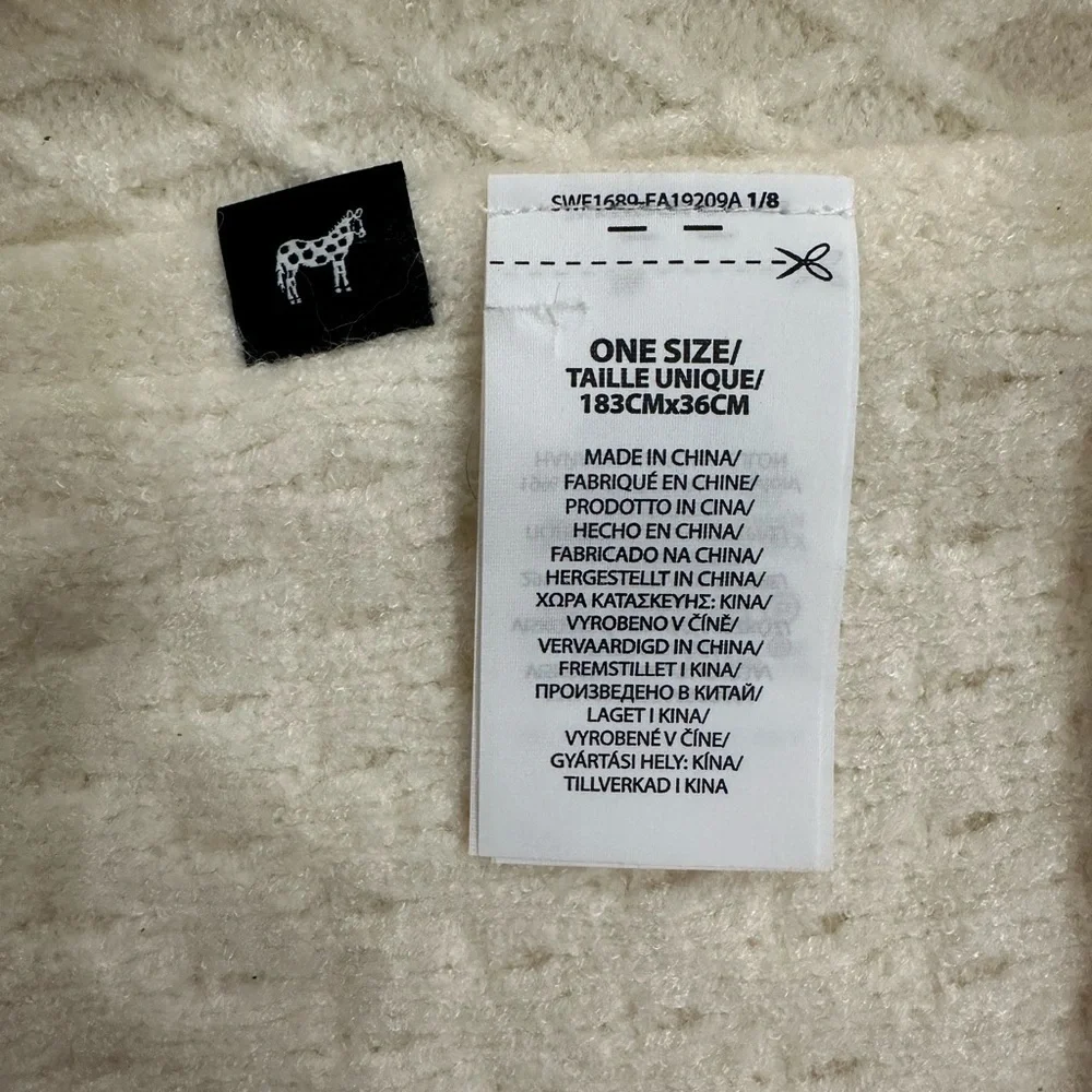 ECHO NEW YORK featherweight diamond knit oversized women's scarf wrap - Ivory - Picture 5 of 7